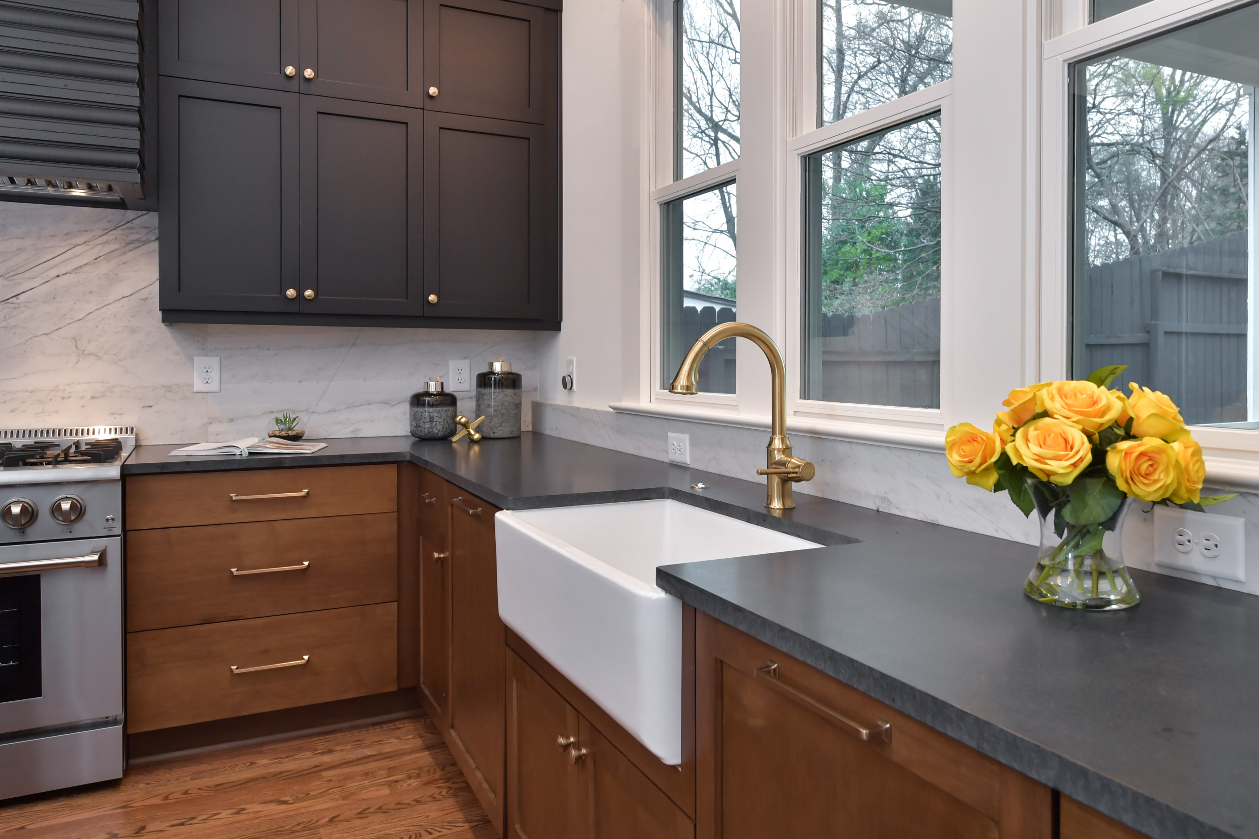 What Hardware Finish for Wood Cabinets: Ultimate Guide to Stylish Choices
