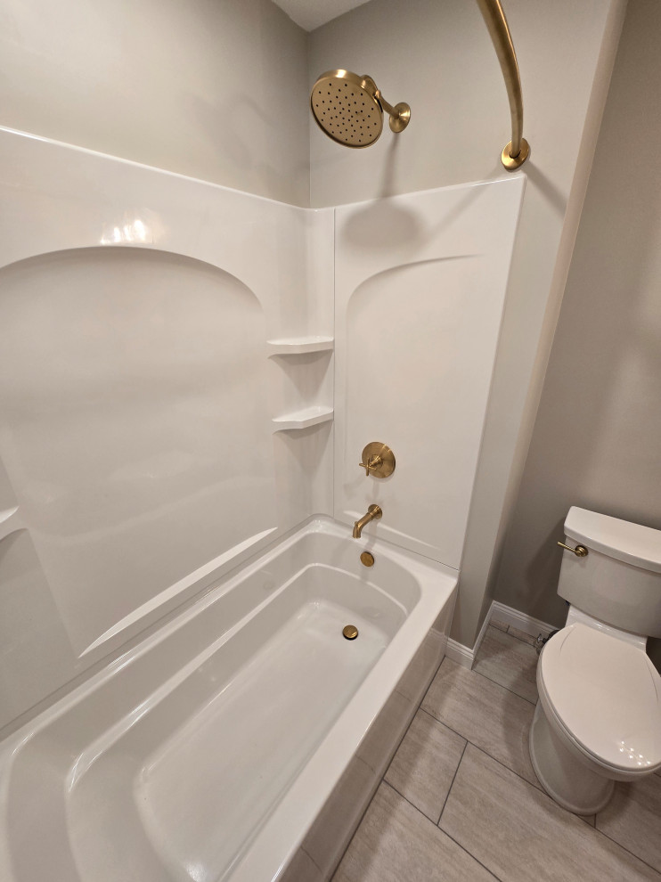 Main/ .5 Bath