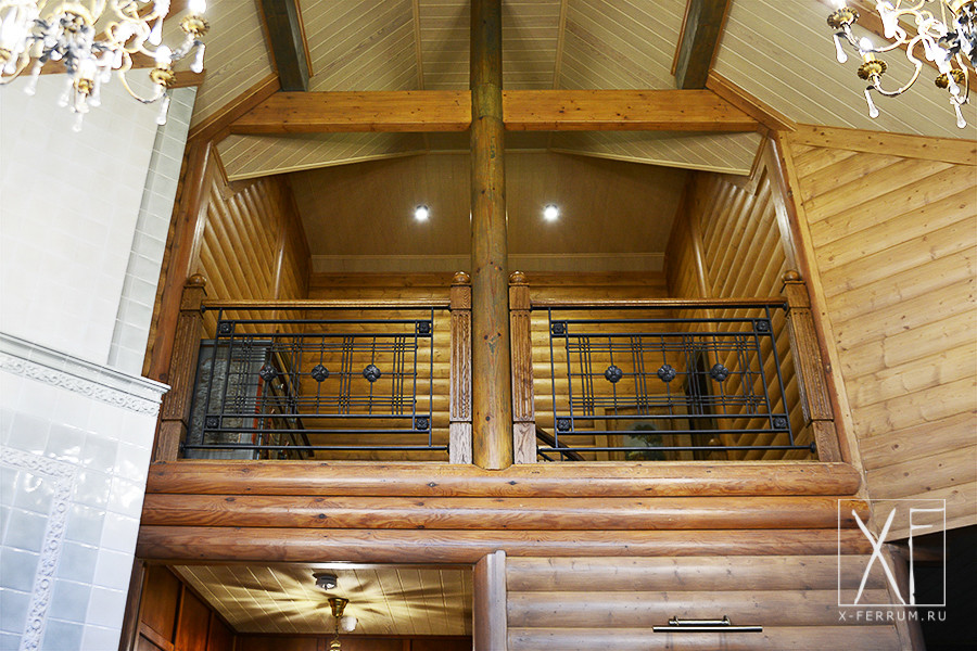 Кованые ограждения и козырьки для частного загородного жилого дома