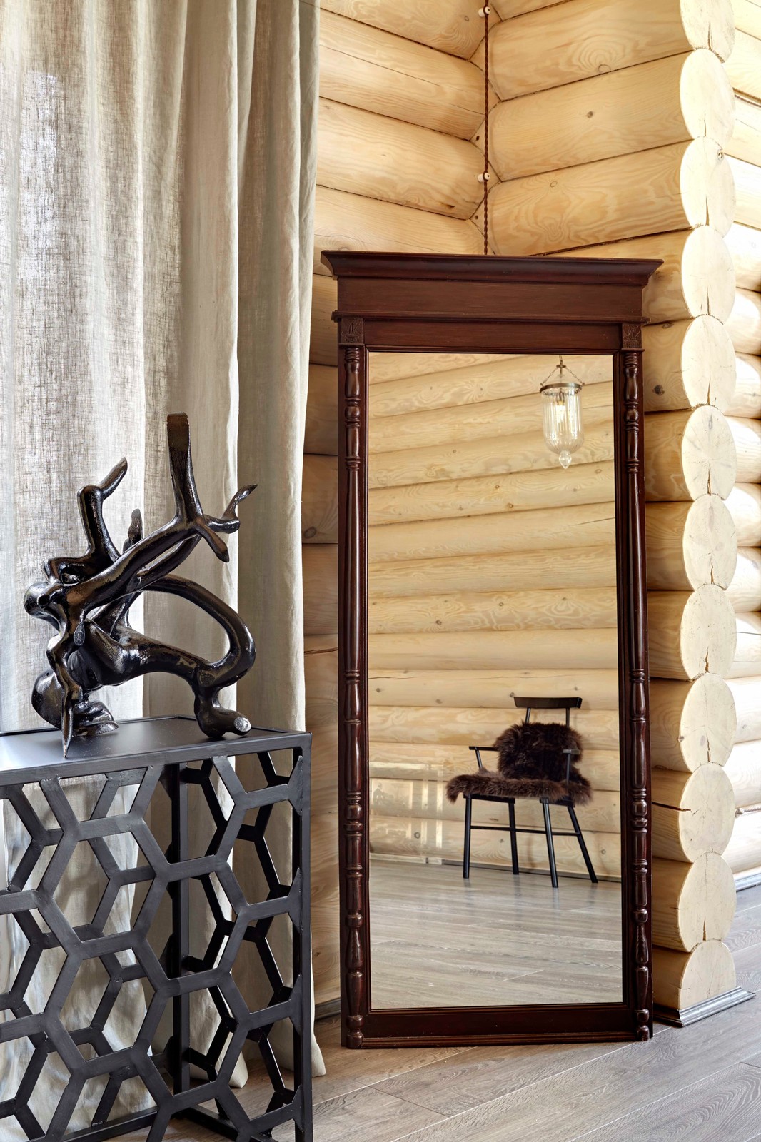 Деревянный дом на Волге в Ульяновской области