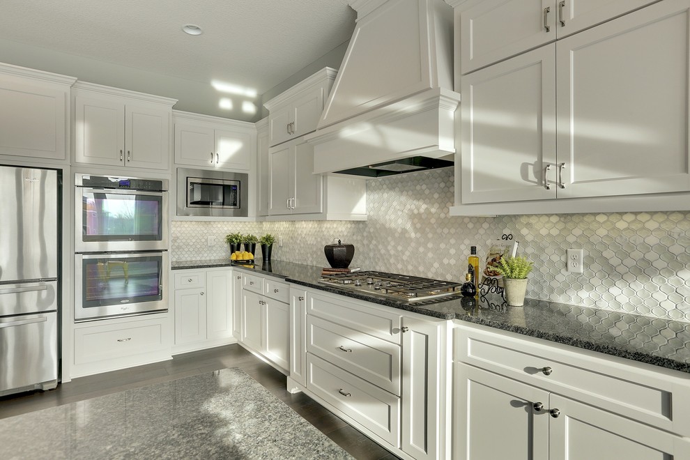 Example of a transitional kitchen design in Minneapolis