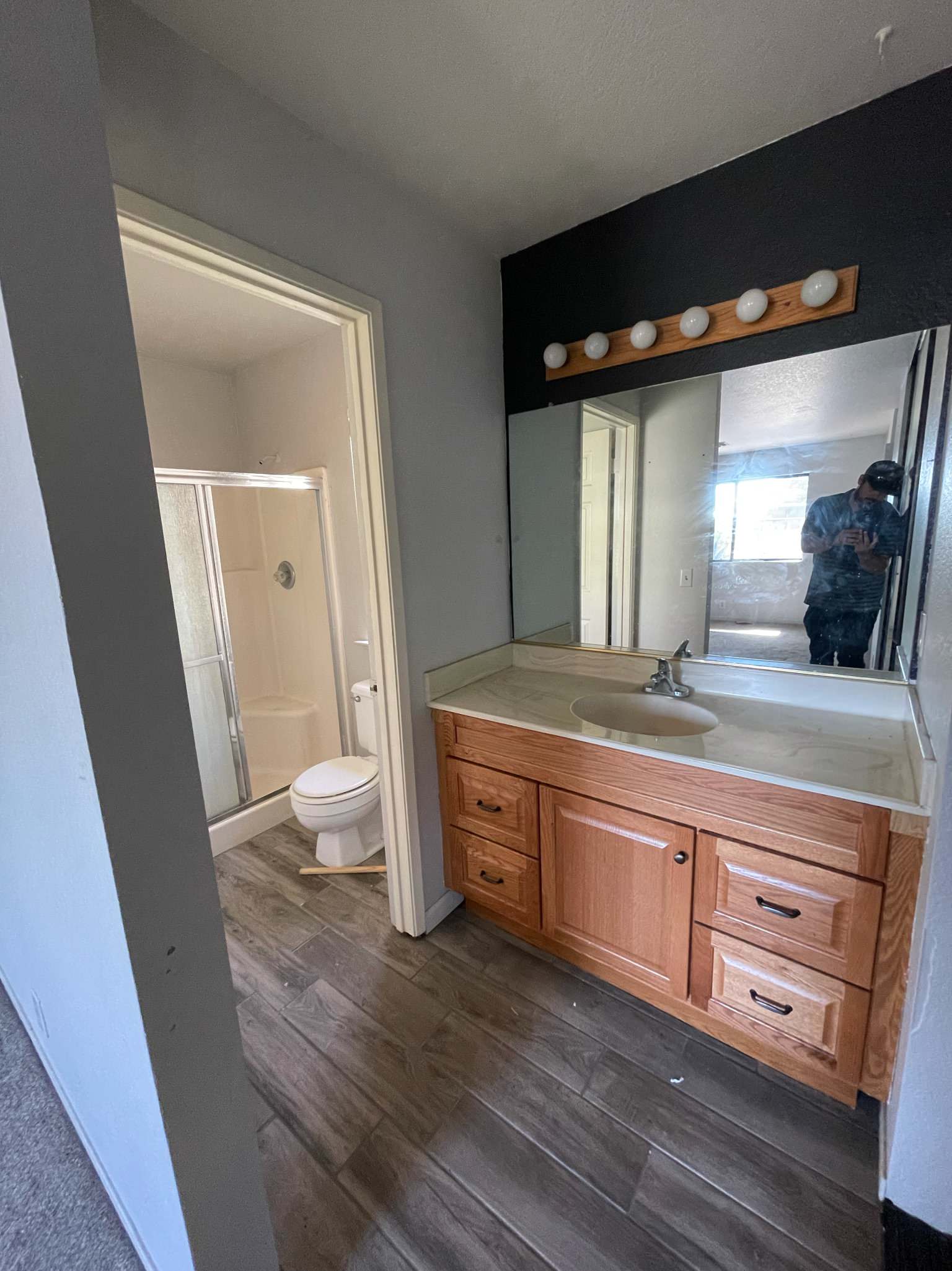 Condor Lane Remodel (Master Bath Before)