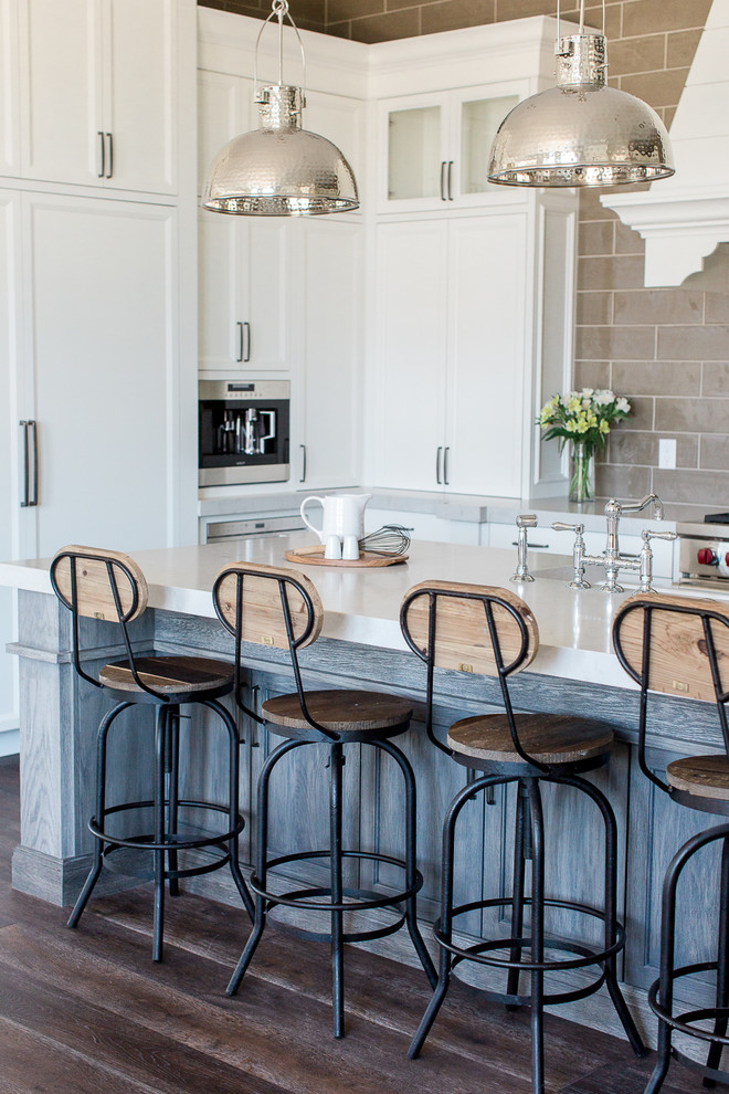 Inspiration for a transitional kitchen remodel in Phoenix