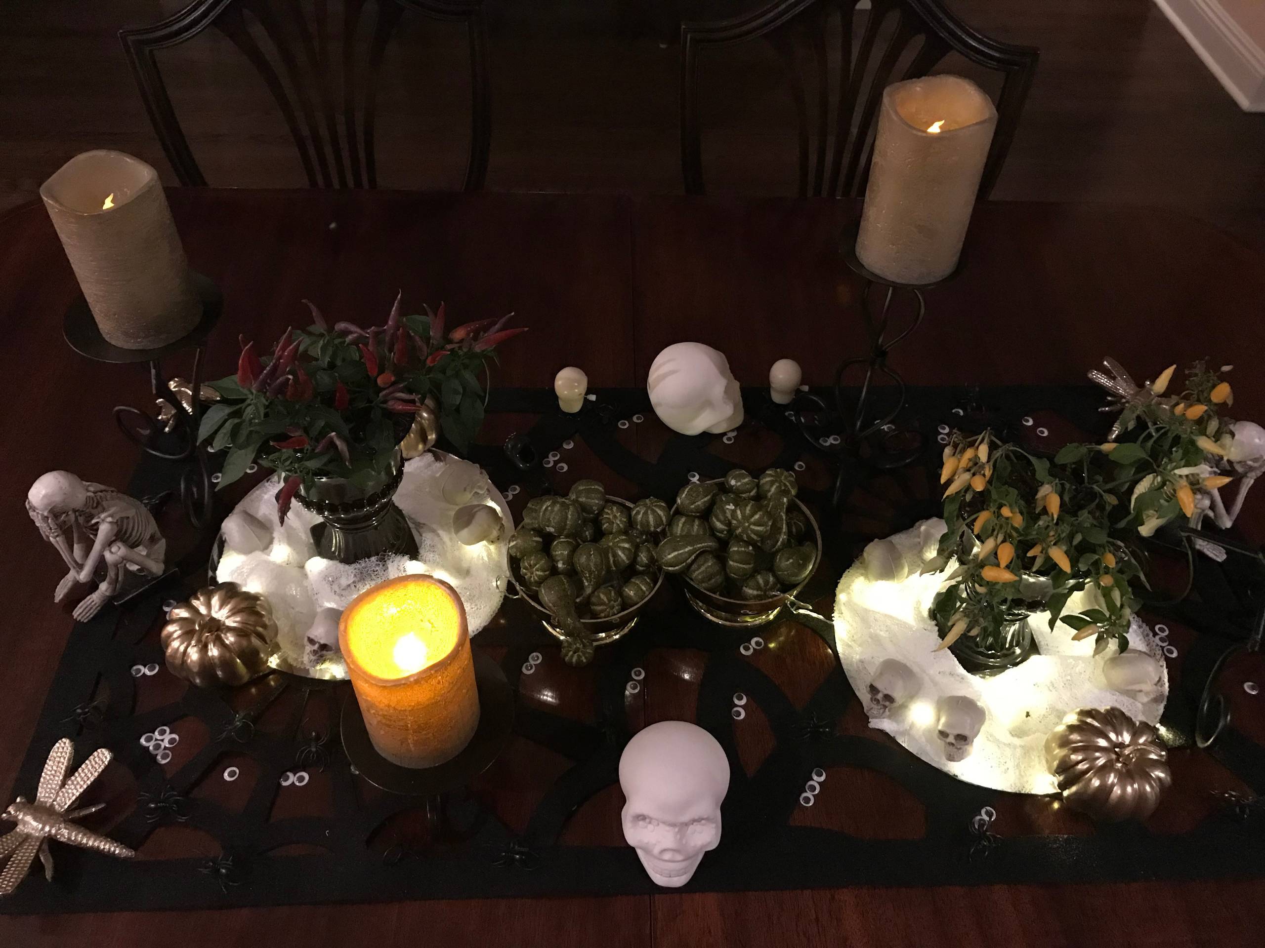Spooky & Elegant Halloween Tablescape Design