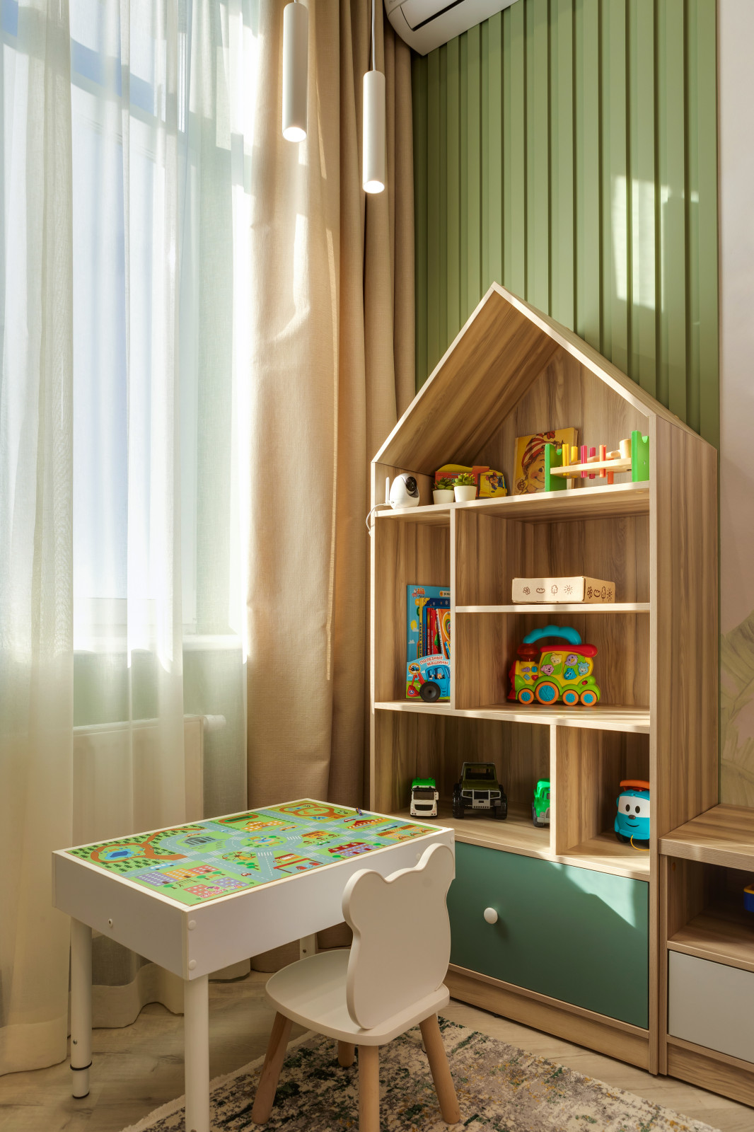 ЖК Париж. "Я есть..."