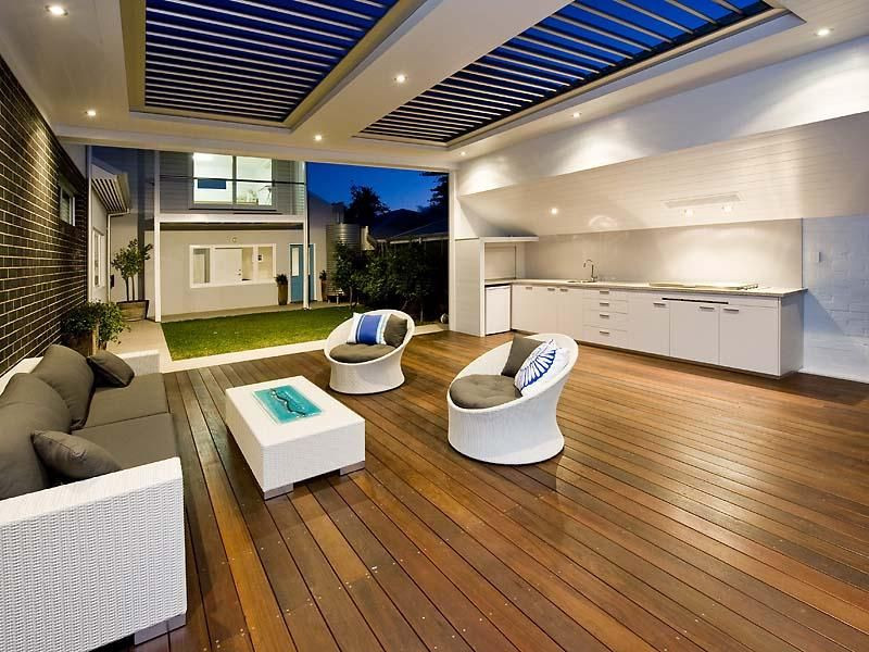 Design ideas for a beach style patio in Perth.