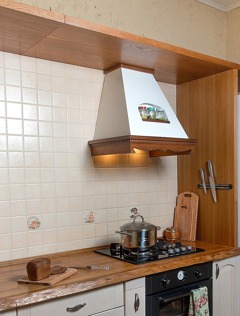 Кухня в загородном доме