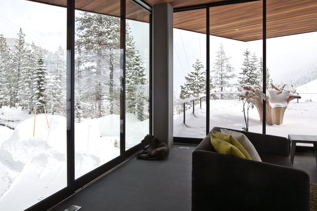 Squaw Valley House contemporary-vardagsrum