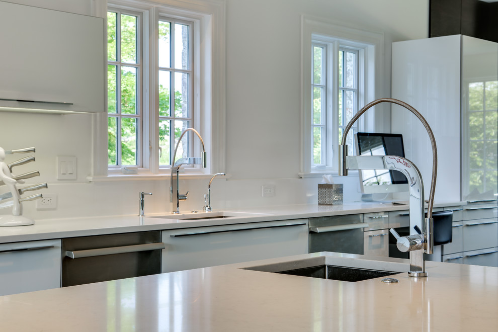 Home design - modern home design idea in Baltimore