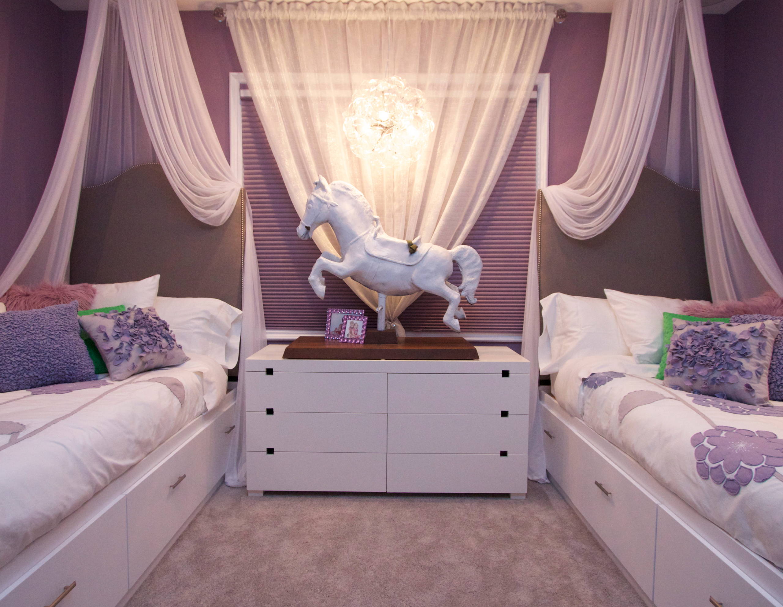 25 Purple Bedrooms That Are Fit for Royalty, image size:2560x1986