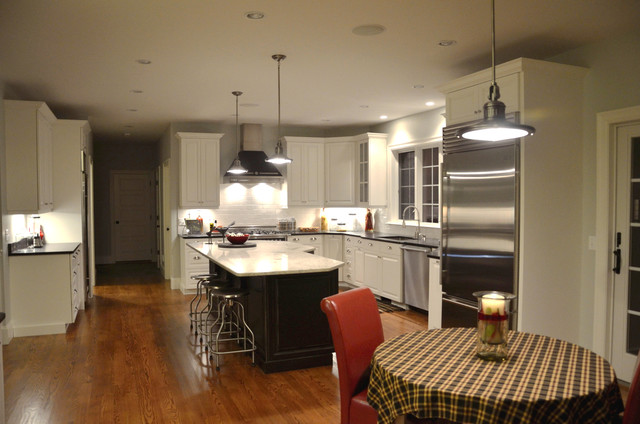 Transitional kitchen transitional-kitchen