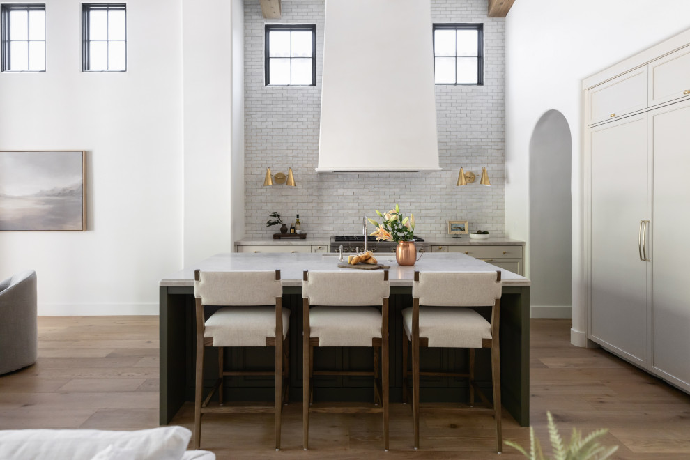 Example of a transitional kitchen design in Phoenix