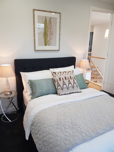 Hilltop Estate Carindale - Pre-sale Staging contemporary-bedroom