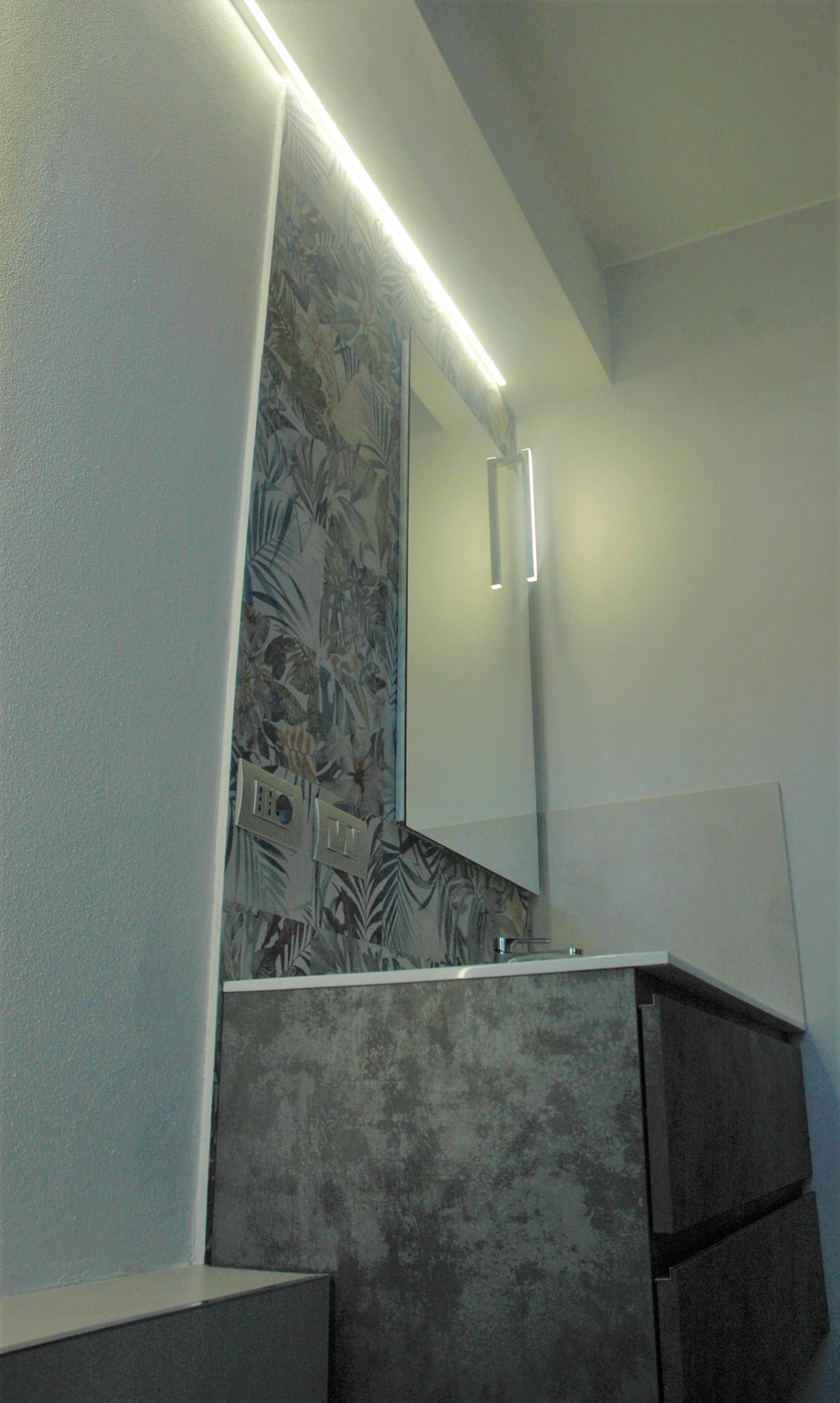 LAVABO BAGNO  DI SERVIZIO