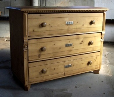 European Pine Dresser With 3 Drawers
