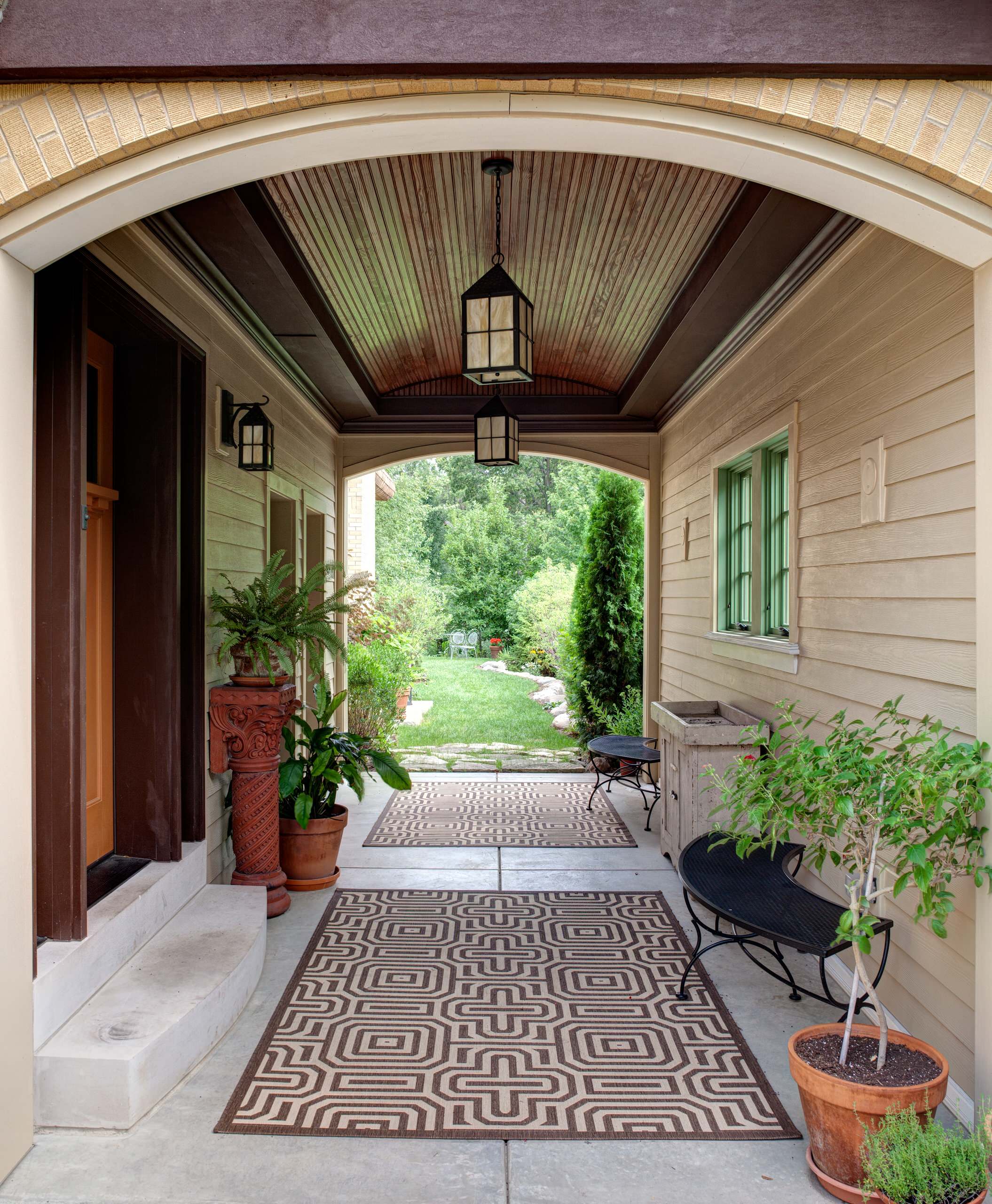 17 Stunning Homes With Beautiful Breezeway Designs | Houzz AU