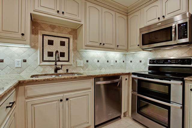 Kitchen and Bath Remodel klassisk-koek