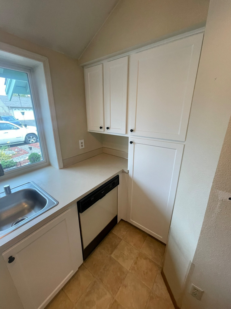 Small Kitchen Refresh With Custom Cabinet Painting