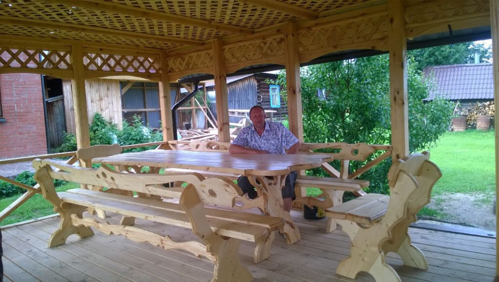 Бани, беседки, детские городки