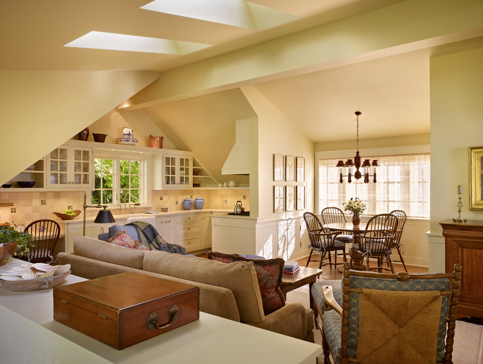 Elegant living room photo in Seattle