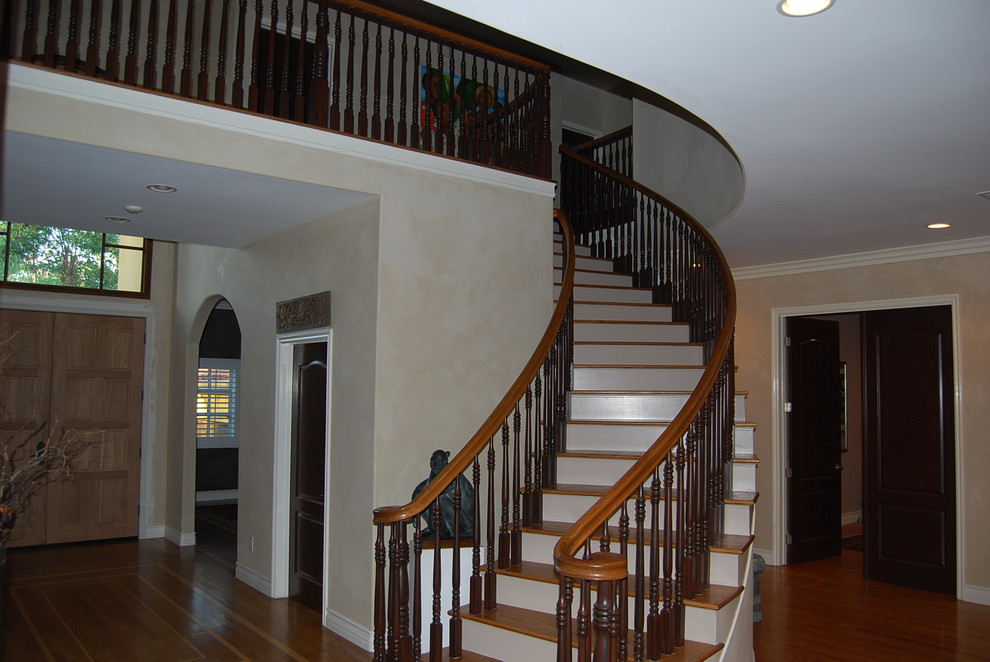 This is an example of a traditional staircase in Los Angeles.