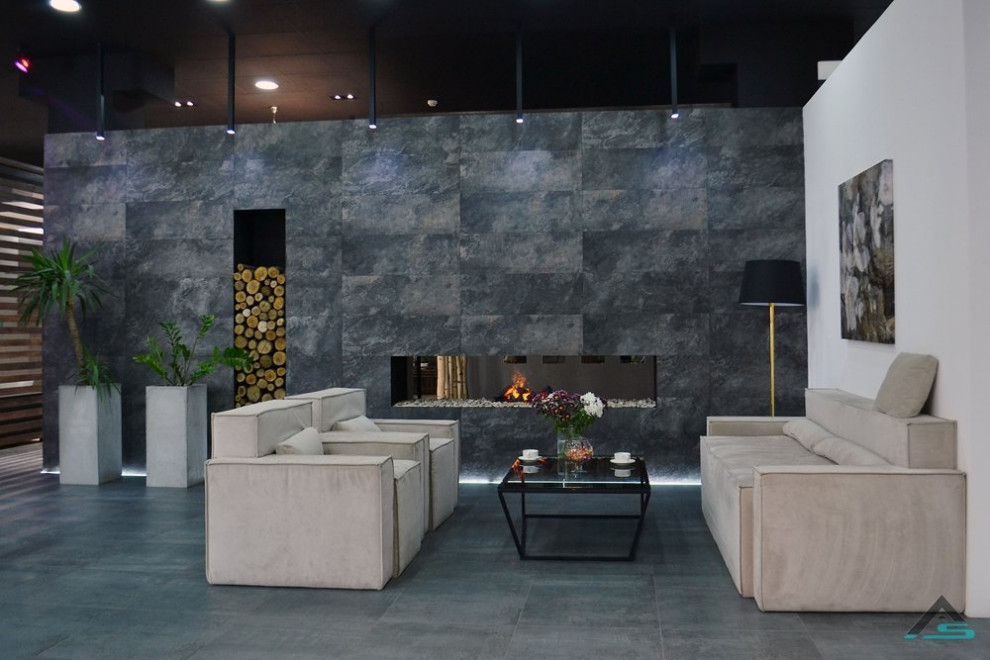 Салон " Fiera Ceramica "