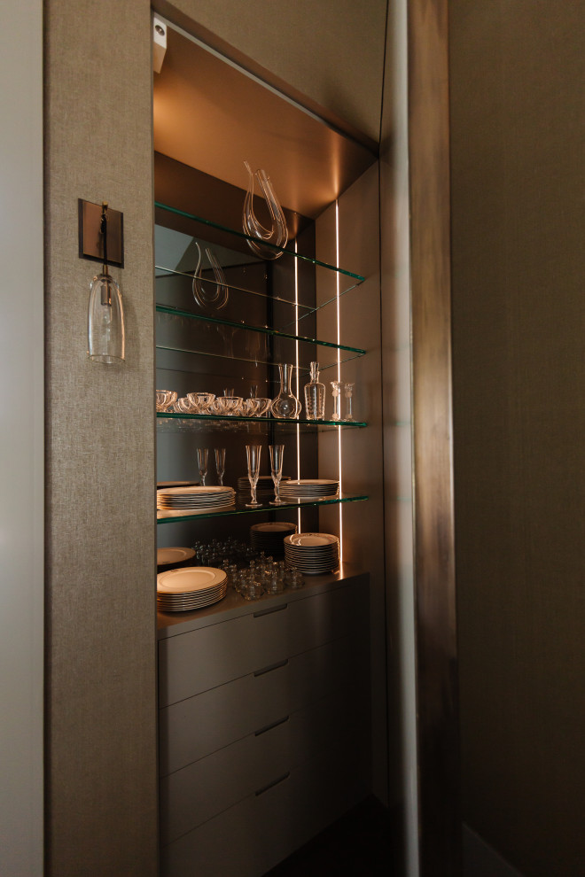Example of a transitional dining room design in Tampa