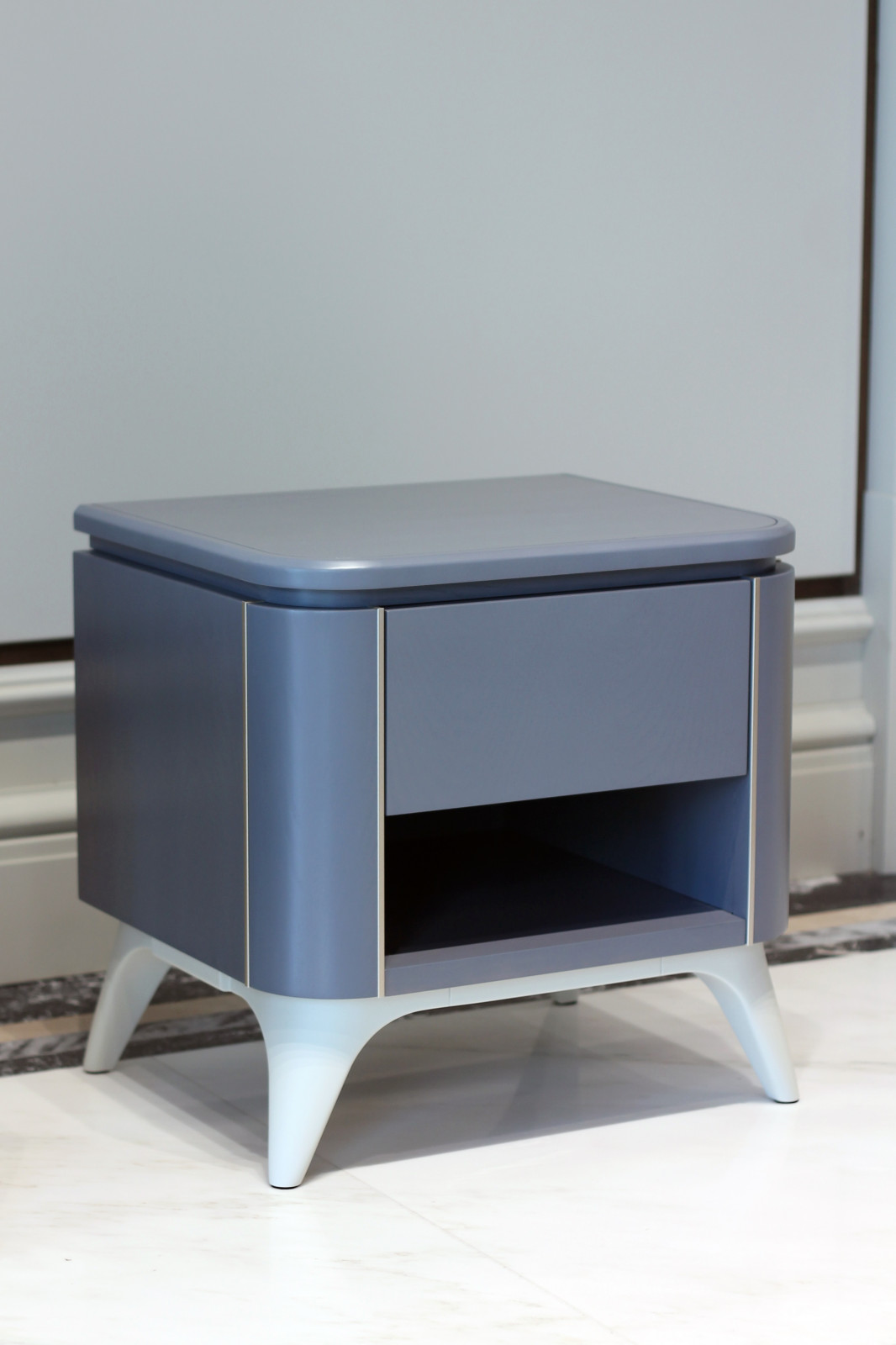 Прикроватная тумба Luna