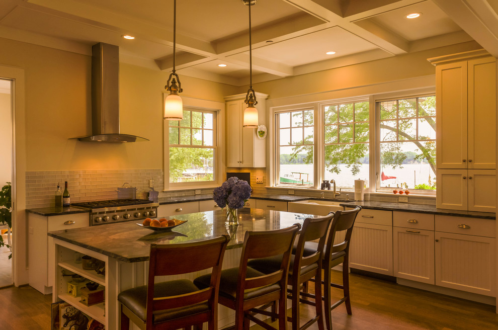 Kitchen - large craftsman kitchen idea in DC Metro