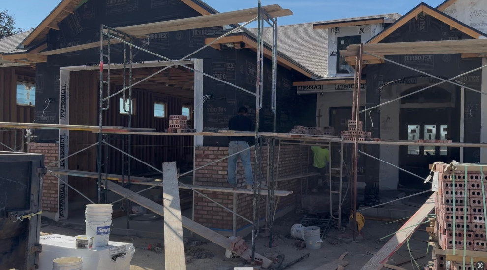 Utley Project-Multi-Gen Living and Expansive Garage