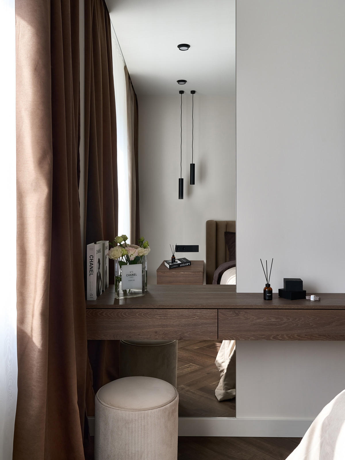 Квартира по дизайн-проекту студии 9.10 interior. Санкт-Петербург