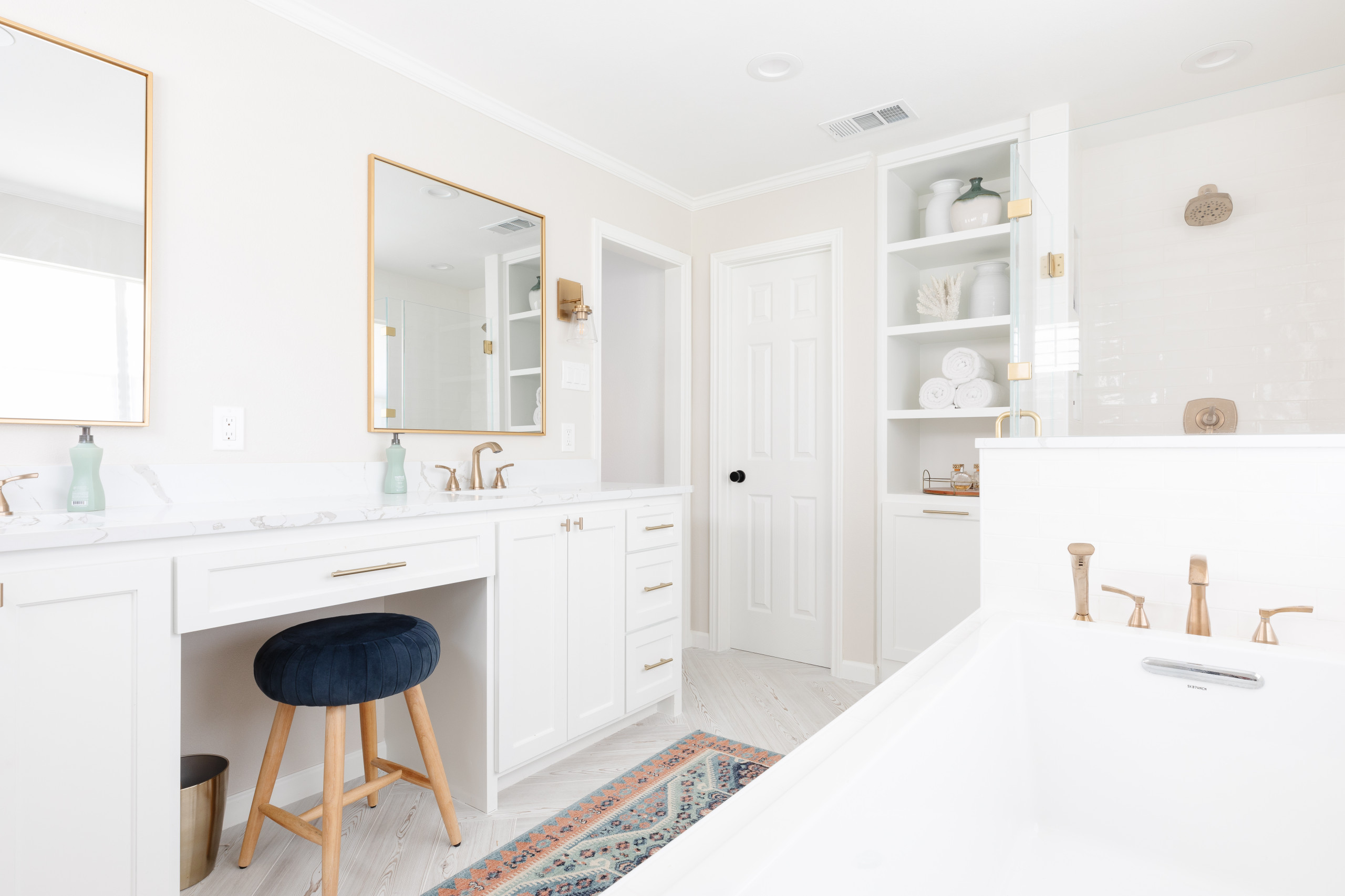 Lake Highlands - Hyde Park Master Suite