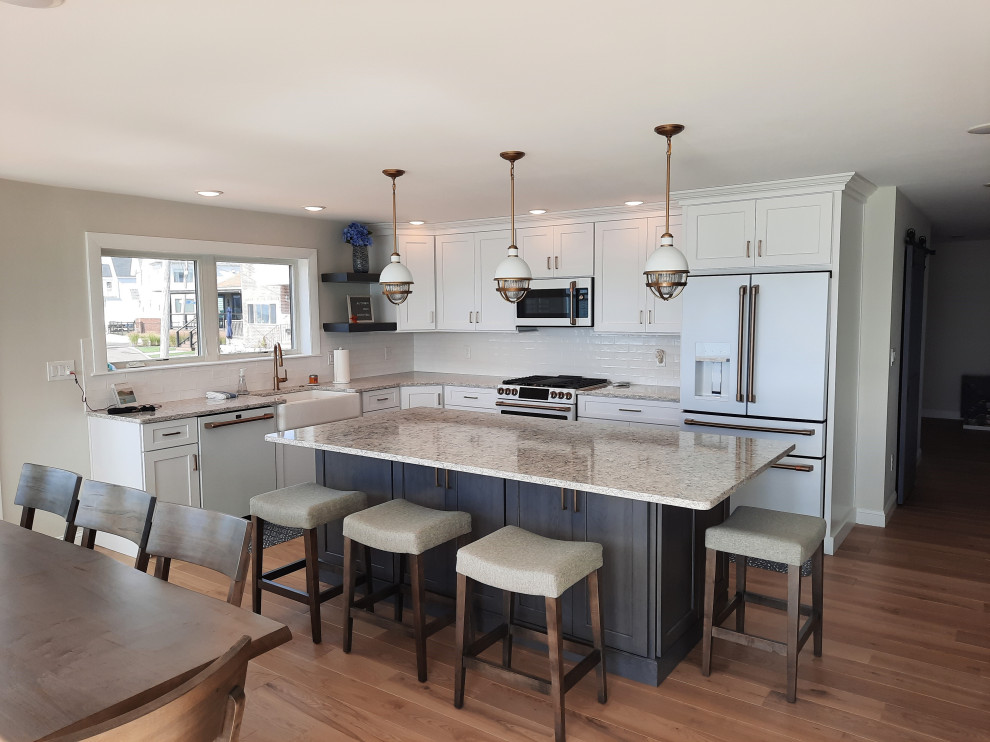 Waterfront Views - Project 5795