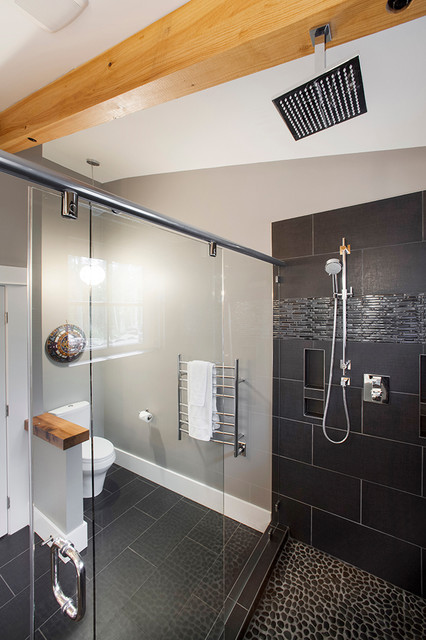 Browns Residence modern-badezimmer