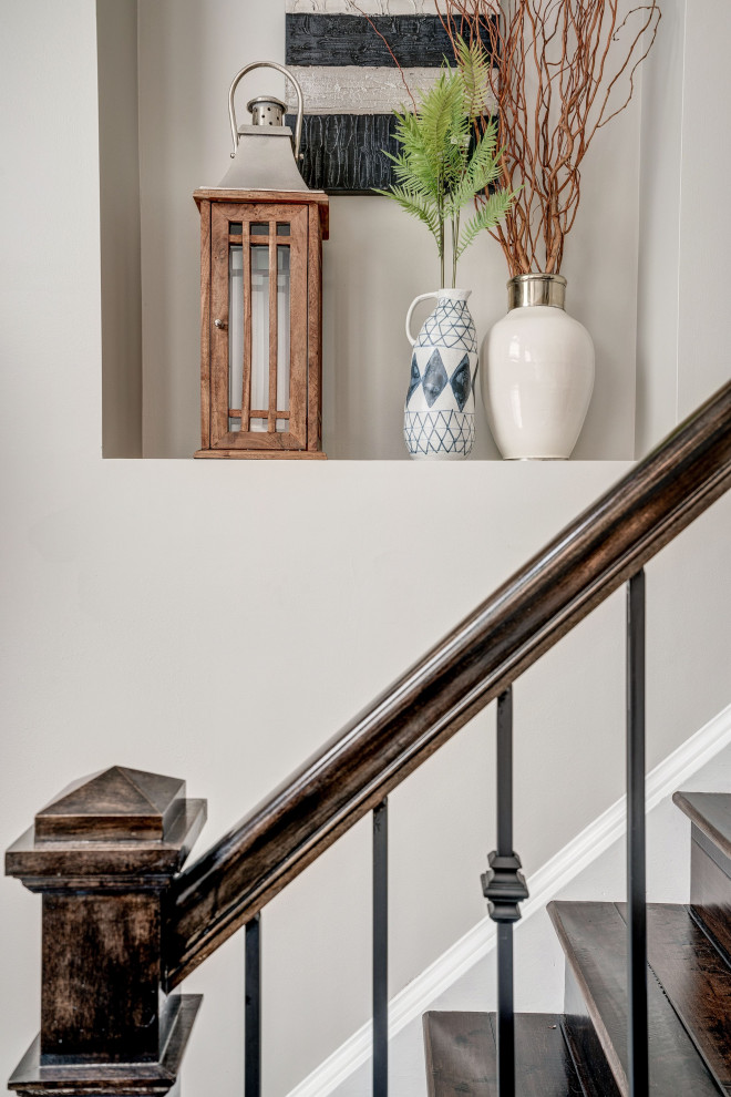 Example of a transitional home design design in DC Metro