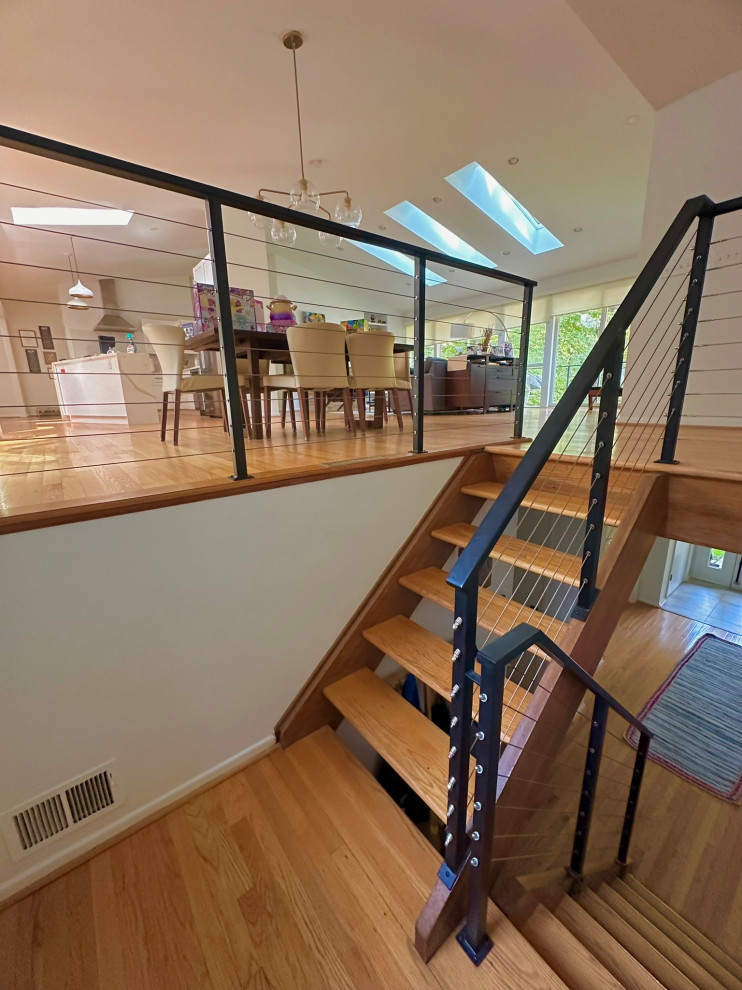 INTERIOR/EXTERIOR CABLE RAILING