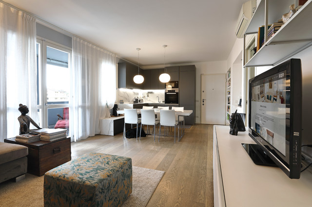 living contemporary-family-room