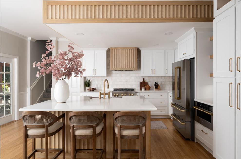 Inspiration for a transitional kitchen remodel in Atlanta