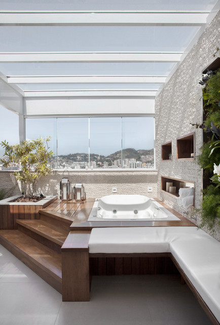 Maracan&atilde; balcone contemporaneo-terraza-y-balcon