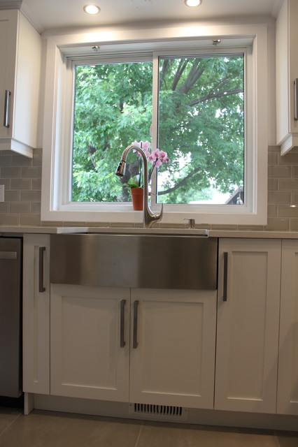 Projet Maisonneuve transitional-kitchen