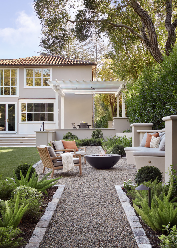 Inspiration for a transitional patio in San Francisco.