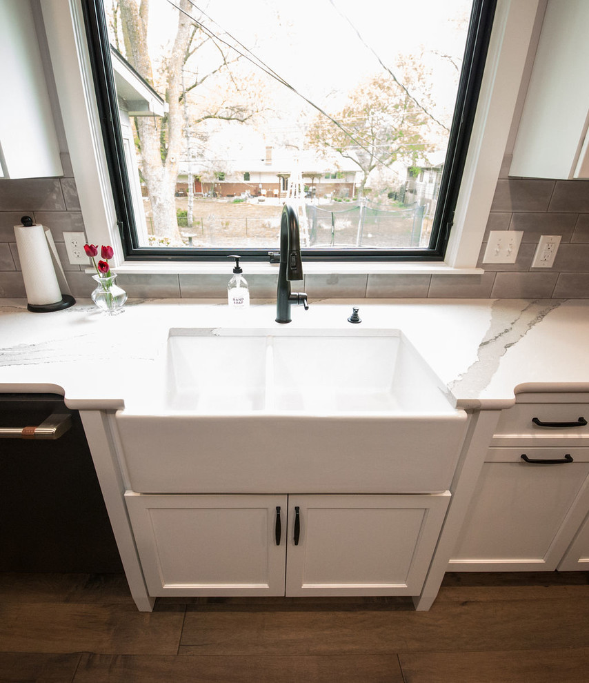 Example of a transitional kitchen design in Omaha
