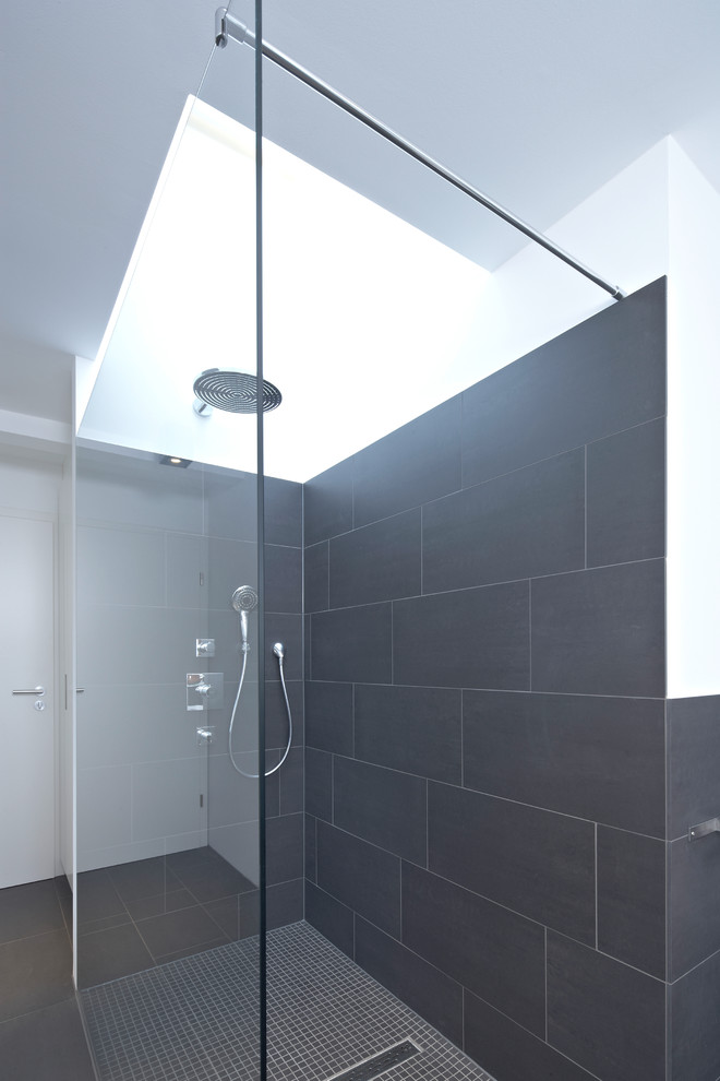 Modernes Badezimmer in Stuttgart