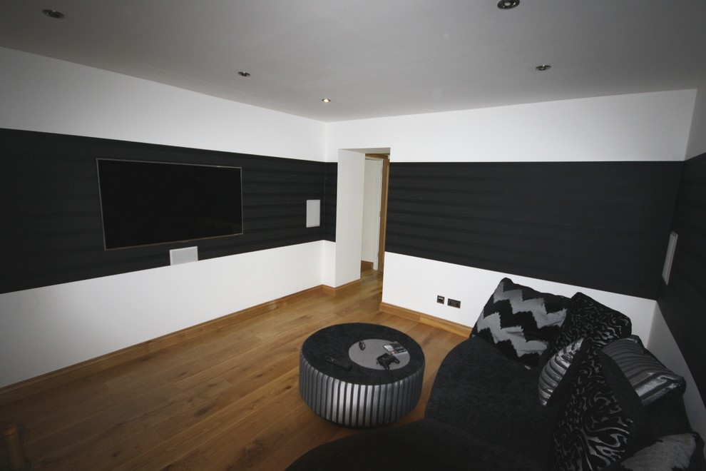 Inspiration for an asian home theatre in Devon.