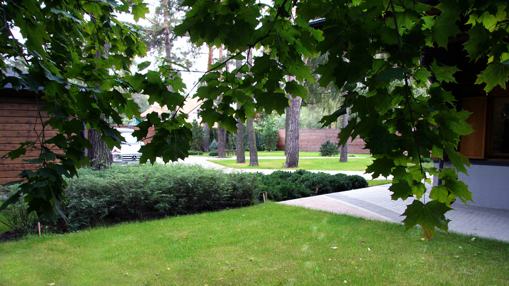 Мощеный двор