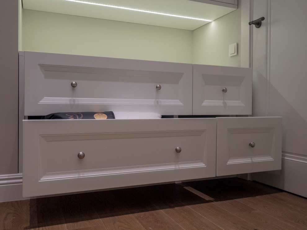 Комплексная меблировка квартиры в неоклассическом стиле