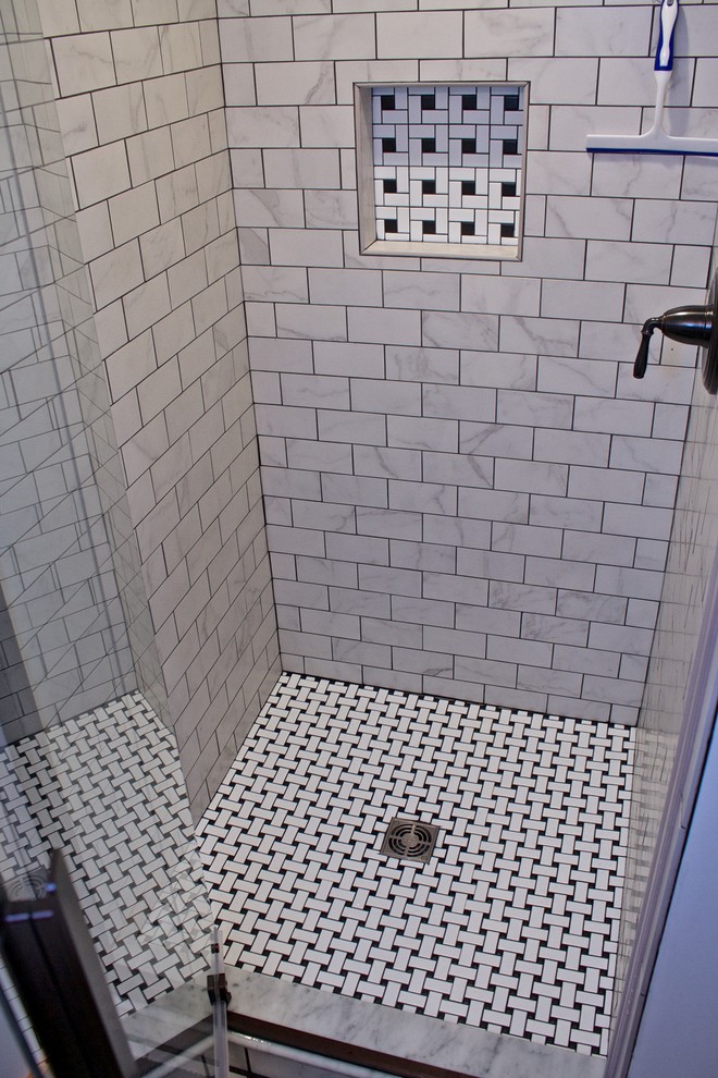 This is an example of a traditional bathroom in Burlington.