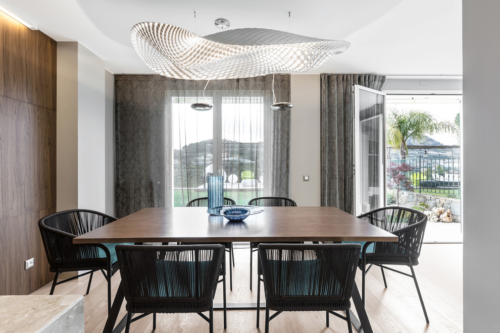 Design furniture for a modern dinning room. Villa on Cote d'Azur.