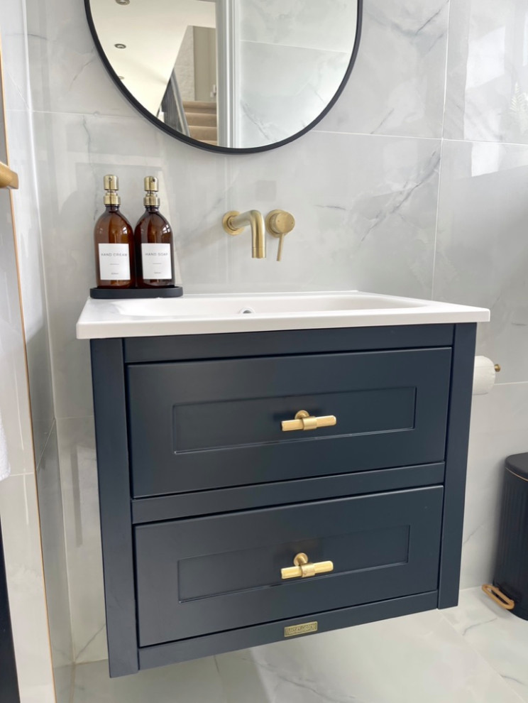 Felstead Cloakroom