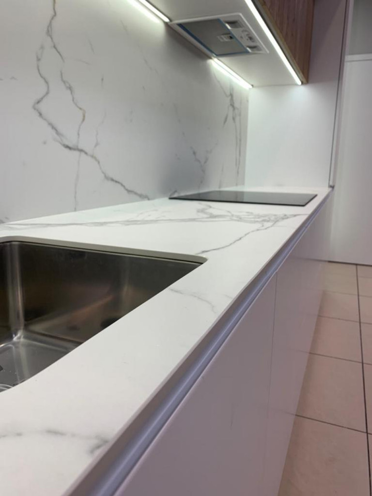 Столешница и фартук на кухню "Вима"